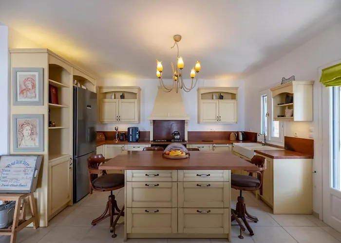 Βίλα Sunset Pounda